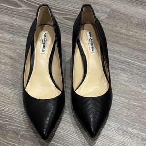 Karl Lagerfeld Black Quilted Heels